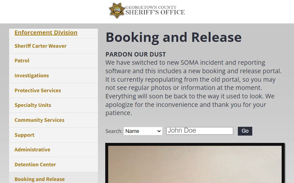 A screenshot of the booking and release page from the website of Georgetown County Sheriff's Office shows the search fields for name, booking date, or release date, and a side panel that holds related links.